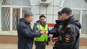 Транспортные полицейские Твери присоединились к акции «Георгиевская ленточка»